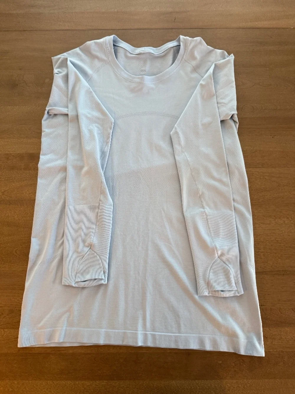 Lululemon Swiftly Tech Long-Sleeve Shirt 2.0 *Hip Length*